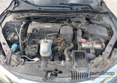 2017 Honda Accord Sport z USA, uszkodzony, nr VIN 1HGCR2F54HA104144